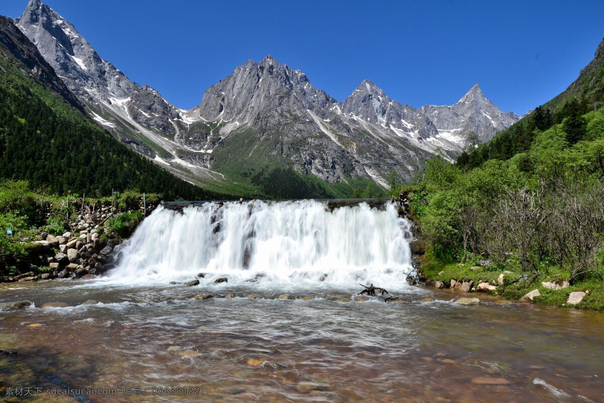 畢棚溝盤羊湖 流水 瀑布 盤羊湖 理縣 高原 雪山 藍(lán)天 阿壩 畢棚溝 自然風(fēng)光 夏游 旅游攝影 國(guó)內(nèi)旅游 美麗川西