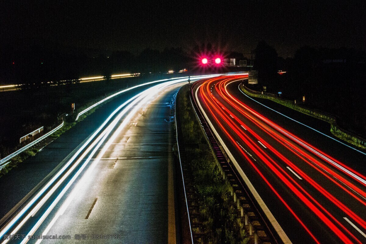 夜晚公路 车流 光影 光轨 光迹 道路 高速 公路 马路 车辆 交通 灯光 夜景 夜晚 动感光线 城市车流 高速公路 通行无阻 车流光影 行车轨迹 城市夜景 忙碌 车流量 不夜城 车水马龙 行驶的车辆 慢门摄影 灯火通明 灯火辉煌 城市交通 长曝光 林间小路 自然景观 建筑景观