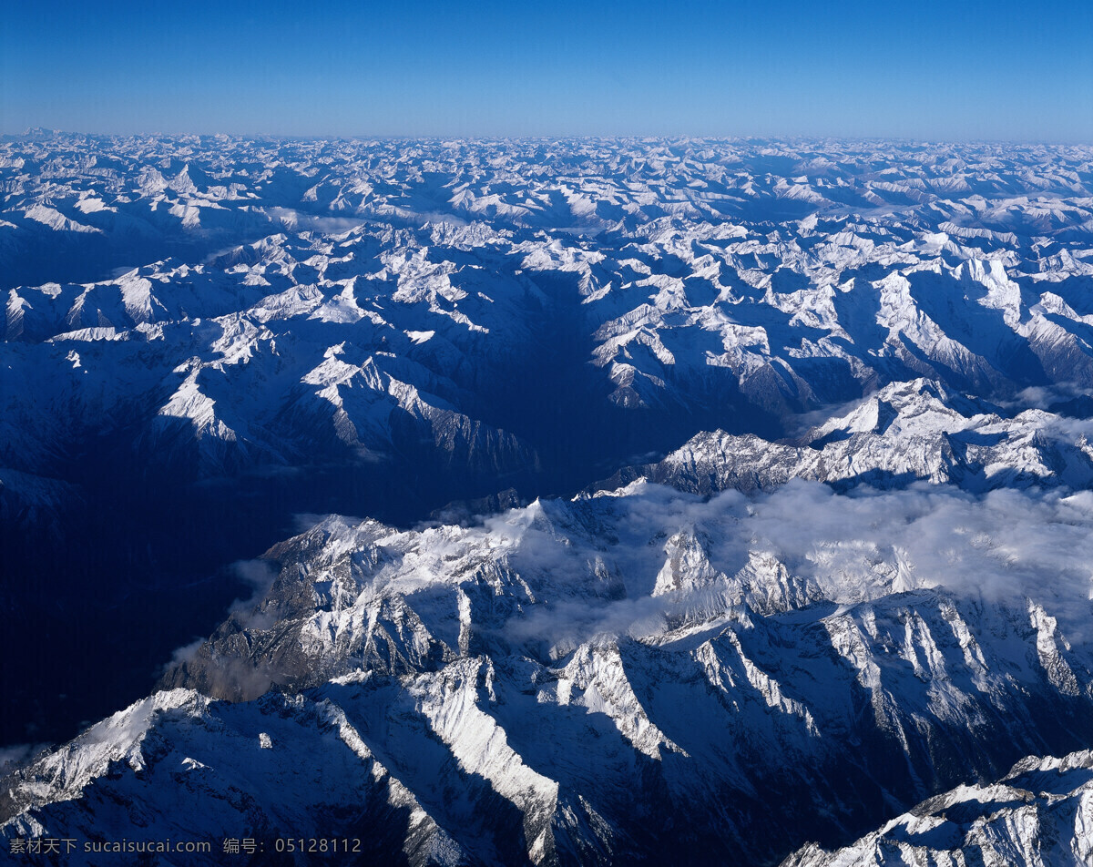 高山 峭壁 景色 雪山 巖石 陡峭 云煙 煙海 景觀 高清圖片 山水風(fēng)景 風(fēng)景圖片