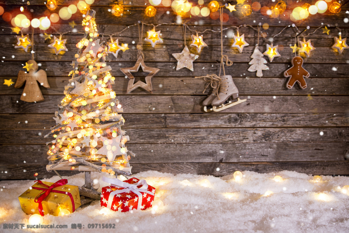 新年 墙 木板 圣诞树 冰鞋 礼物 圣诞 灯 灯饰 星星装饰 装饰 圣诞节装饰 新年装饰 生活素材 背景 生活百科