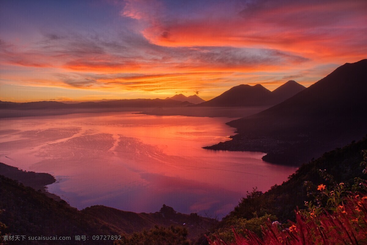 晚霞 夕陽(yáng) 彩霞 大海 月亮圖片 月亮 傍晚 藍(lán)天 落日 高清 自然景觀 自然風(fēng)景