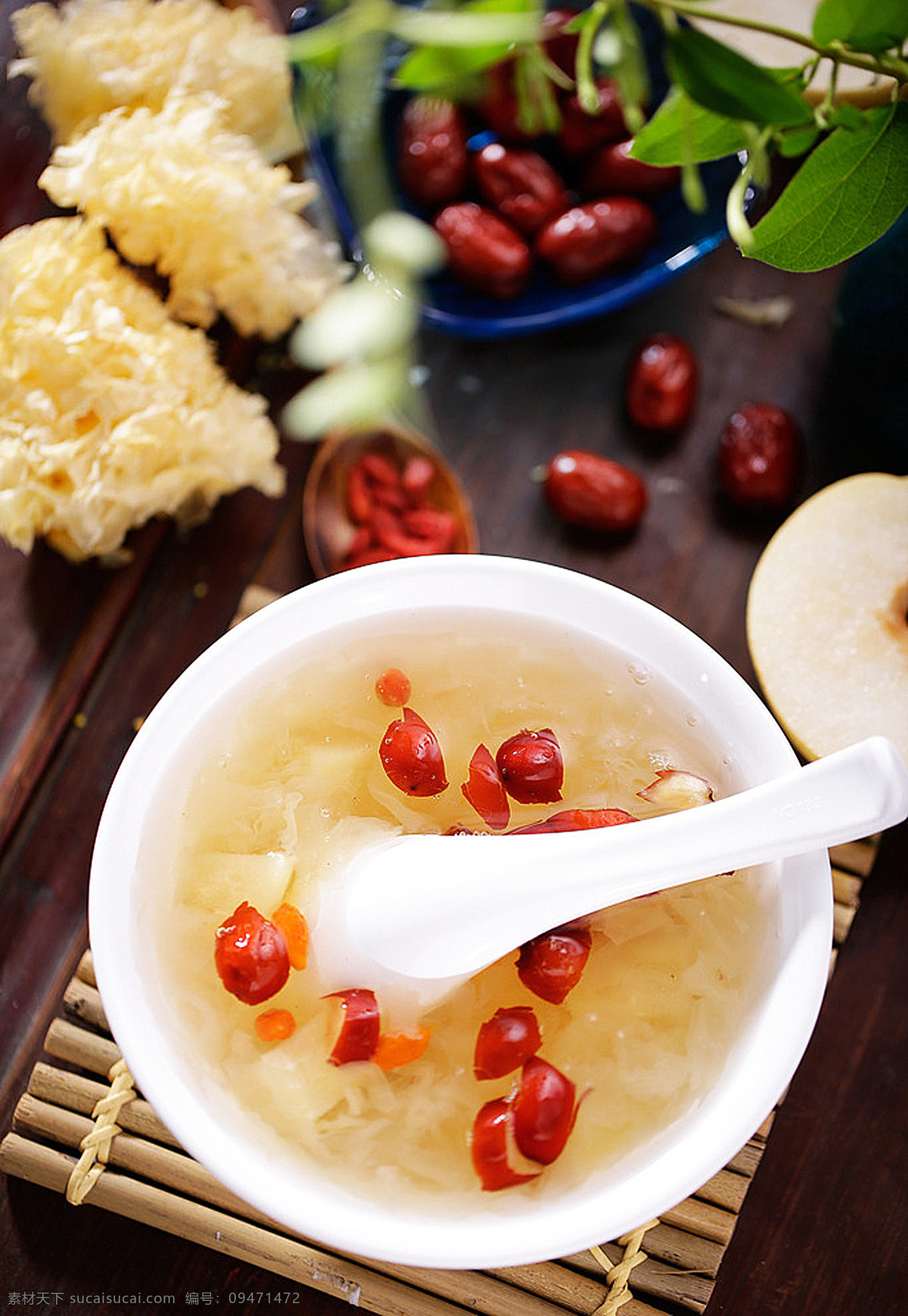雪梨 銀耳 湯 炒菜 家常菜 特色菜 熱菜 美食 美味 八大菜系 湯羹 菜譜 菜名 小炒 炒飯 燒菜 涼菜 菜肴 佳肴 小吃 鍋仔 燒烤 油炸 紅燒 爆炒 清蒸 油燜 海鮮 主食 副食 米飯 面條 蛋湯 紫菜蛋湯 銀耳湯 蛋花湯 養(yǎng)生湯 羊湯 鮮湯 魚湯 雞湯 餐飲美食 傳統(tǒng)美食