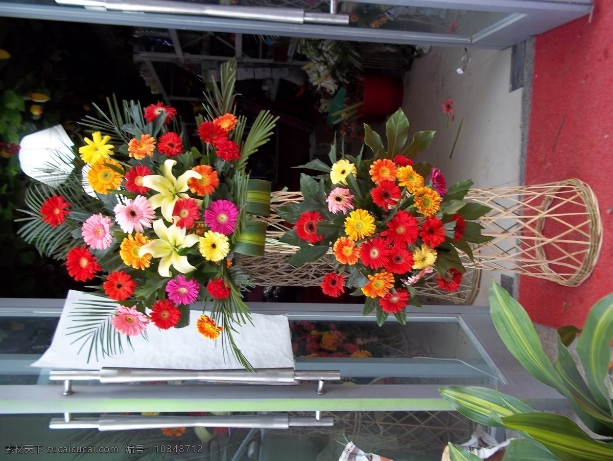 百合 花草 花籃 開業(yè)花籃 開業(yè)慶典 綠葉 慶典 鮮花 生活百科 生物世界 psd源文件