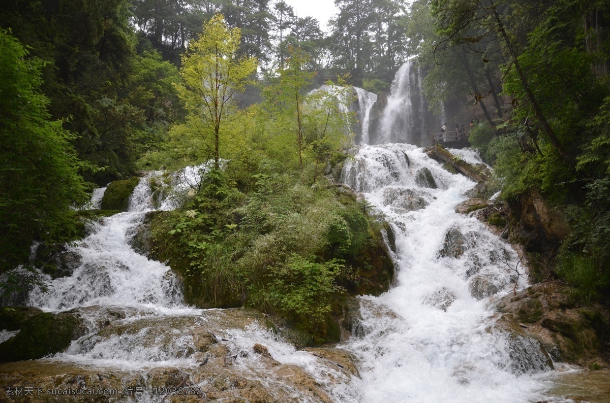 山涧瀑布 瀑布 流水 树林 九寨沟风光 国内旅游 旅游摄影