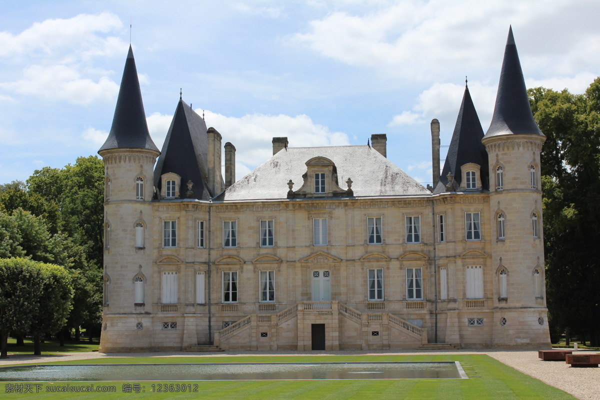 法国 城堡 酒庄 草坪 旅游 波尔多 法国城堡 旅游摄影 国外旅游