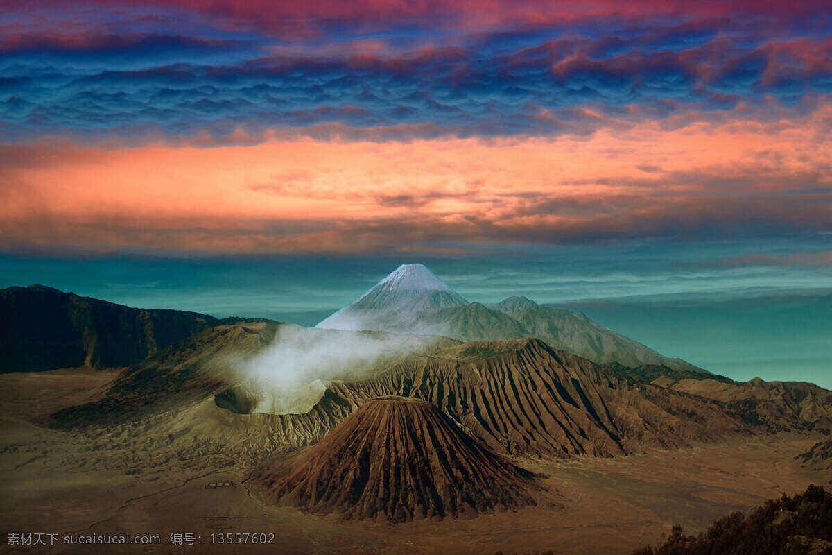 火山口 奇观 风景 8k 山 山峰 8k图片 壁纸 乌云密布 幻想 创意合成 自然景观 自然风景