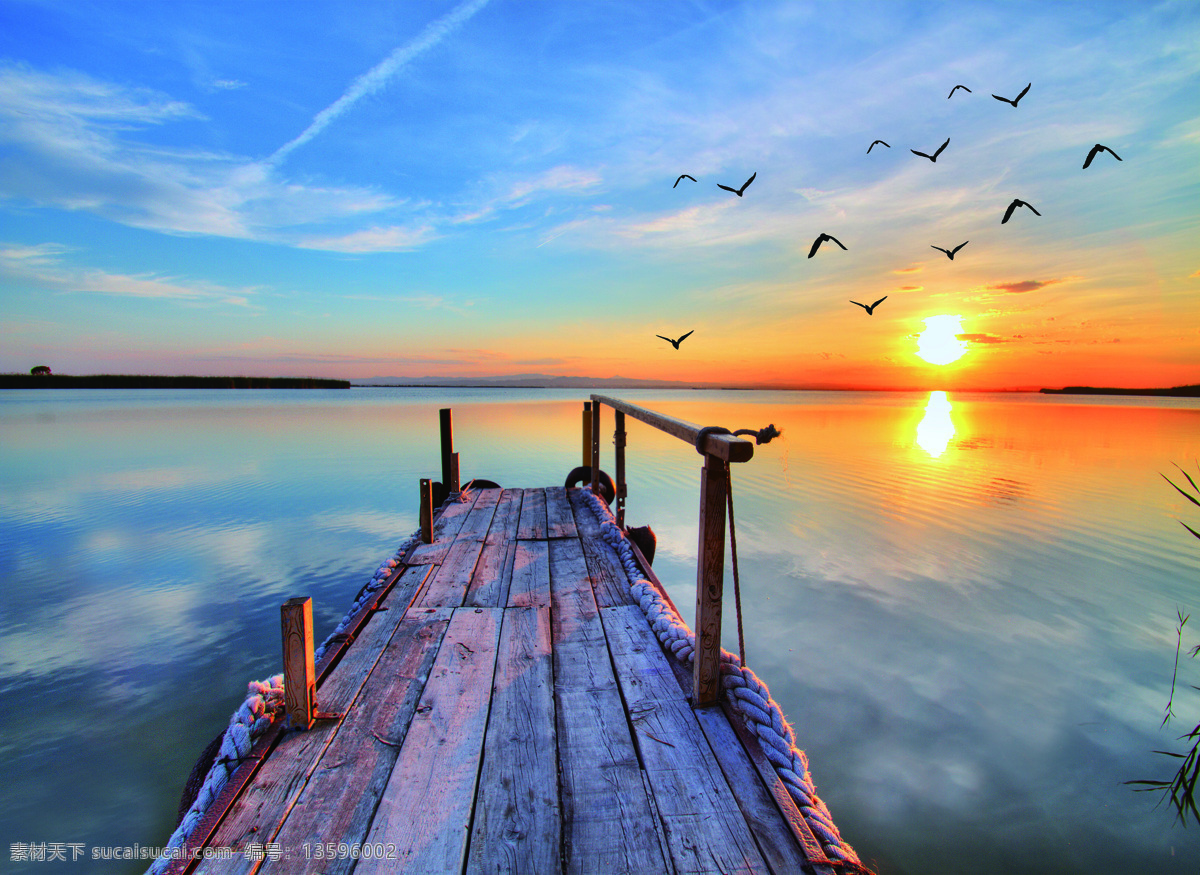 海上走廊图片 蓝天白云 蓝天 白云 大海 湖 走道 走廊 海鸥 夕阳 自然景观 自然风景