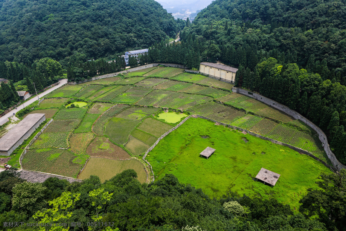 天台山 贵州平坝 黔南第一山 古树 青山绿树 山峰 石碑 屋檐 古建筑群 文物保护单位 自然景观 自助游 国内旅游 旅游摄影