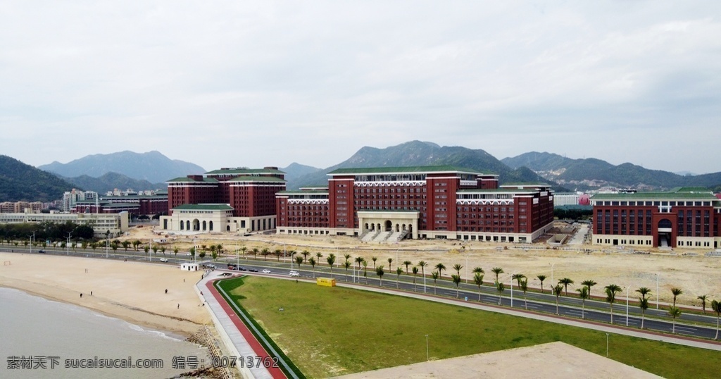 中山大学 珠海 分校 草地 大疆 鸟瞰图 城市建筑 风景建筑 居民区 办公楼 郊区 城市 航拍 唐家湾 建筑 现代建筑 海边 海滨城市 平静的海面 阴天 风景 旅游 旅游照片 海洋 海面 大海 南方 海岸线 城市航拍 建筑园林 园林建筑
