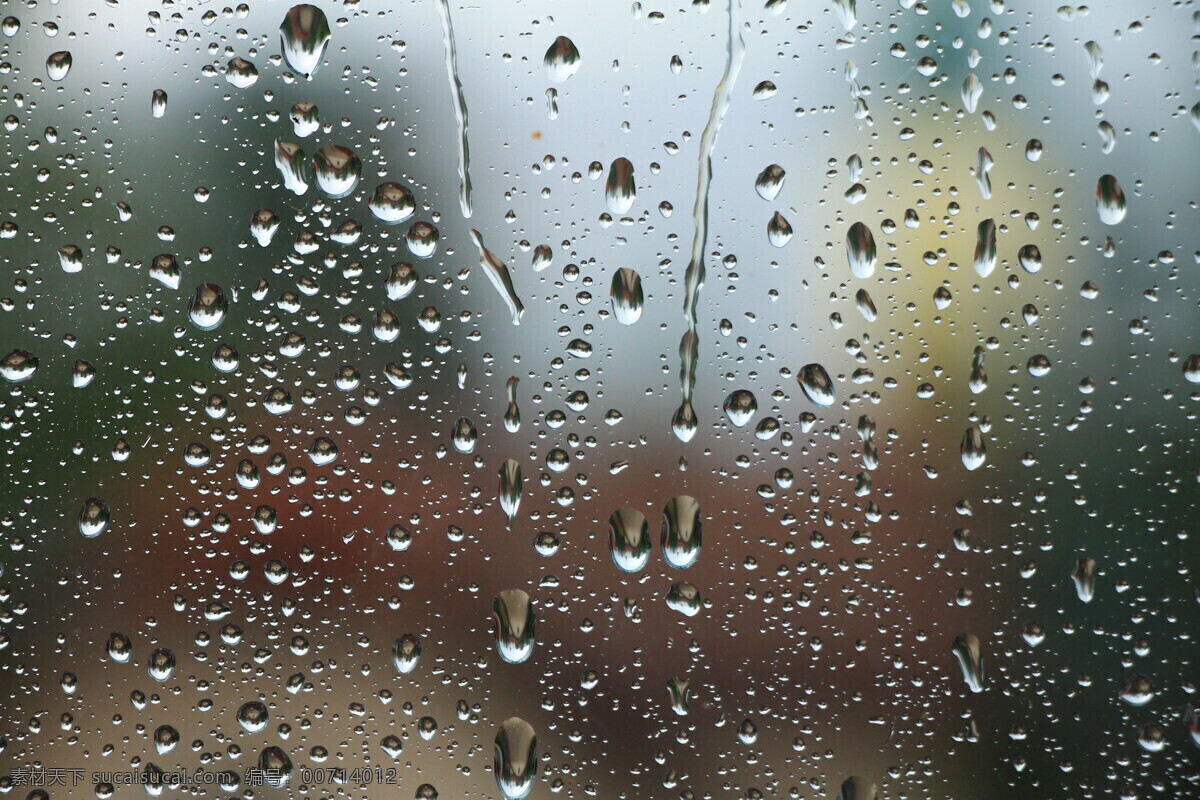 下雨天 窗外 模糊 景色 高清 人物 阴天 乌云 滴 地面 上 雨滴 雨天 水滴 模糊景色 下雨模糊 灰色