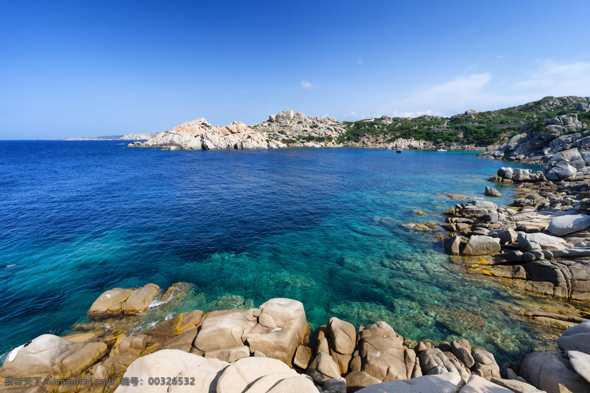 蓝天 下 大海 白云 海水 石头 岩石 大海图片 风景图片