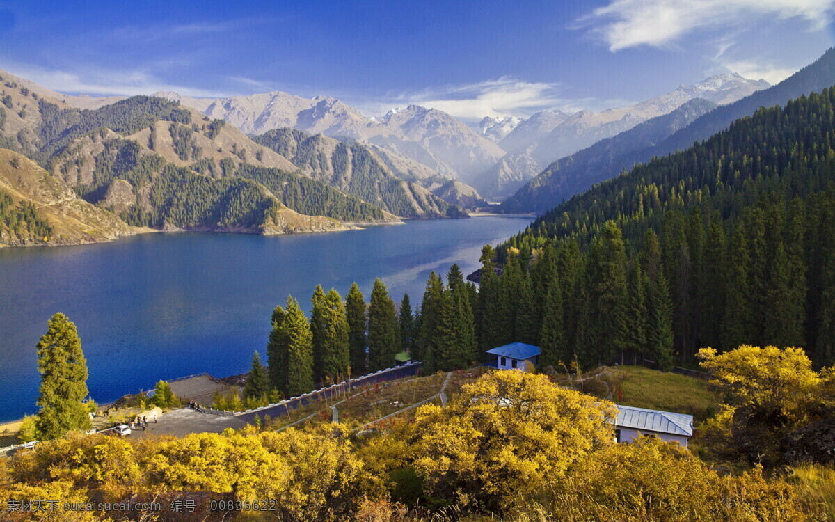 中国 新疆 天山天池 风景图 背景 中国新疆 背景图 高清图 湖水 湖面 海报图 唯美自然风光 山水画 风景画 自然景观 自然风景