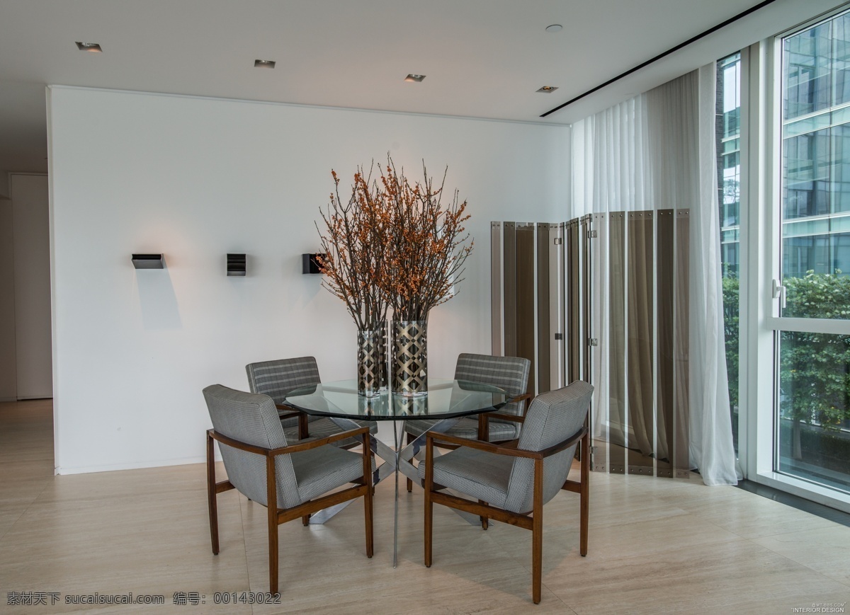 简约 餐厅 餐桌 装修 效果图 白色灯光 白色射灯 壁画 长方形餐桌 方形吊顶 灰色墙壁