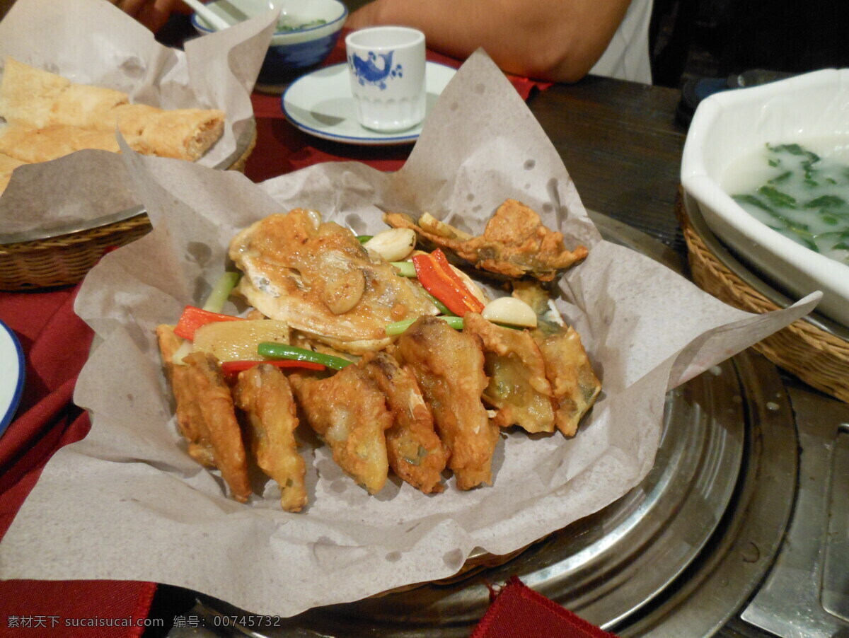 煎焗鱼头 顺德煎焗鱼头 鱼头 煎鱼头 椒盐鱼头 传统美食 餐饮美食