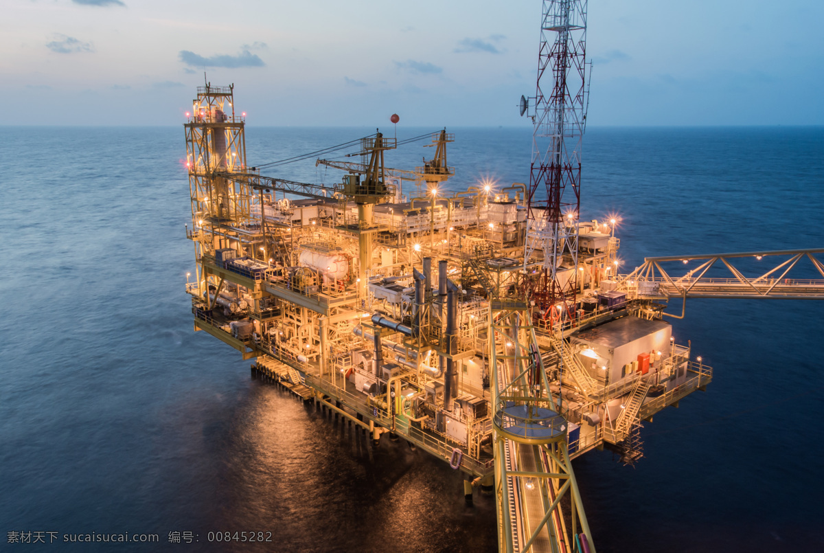 海上油气田 钻井平台 钻井 海油 海洋油 油气 平台 工业生产 现代科技