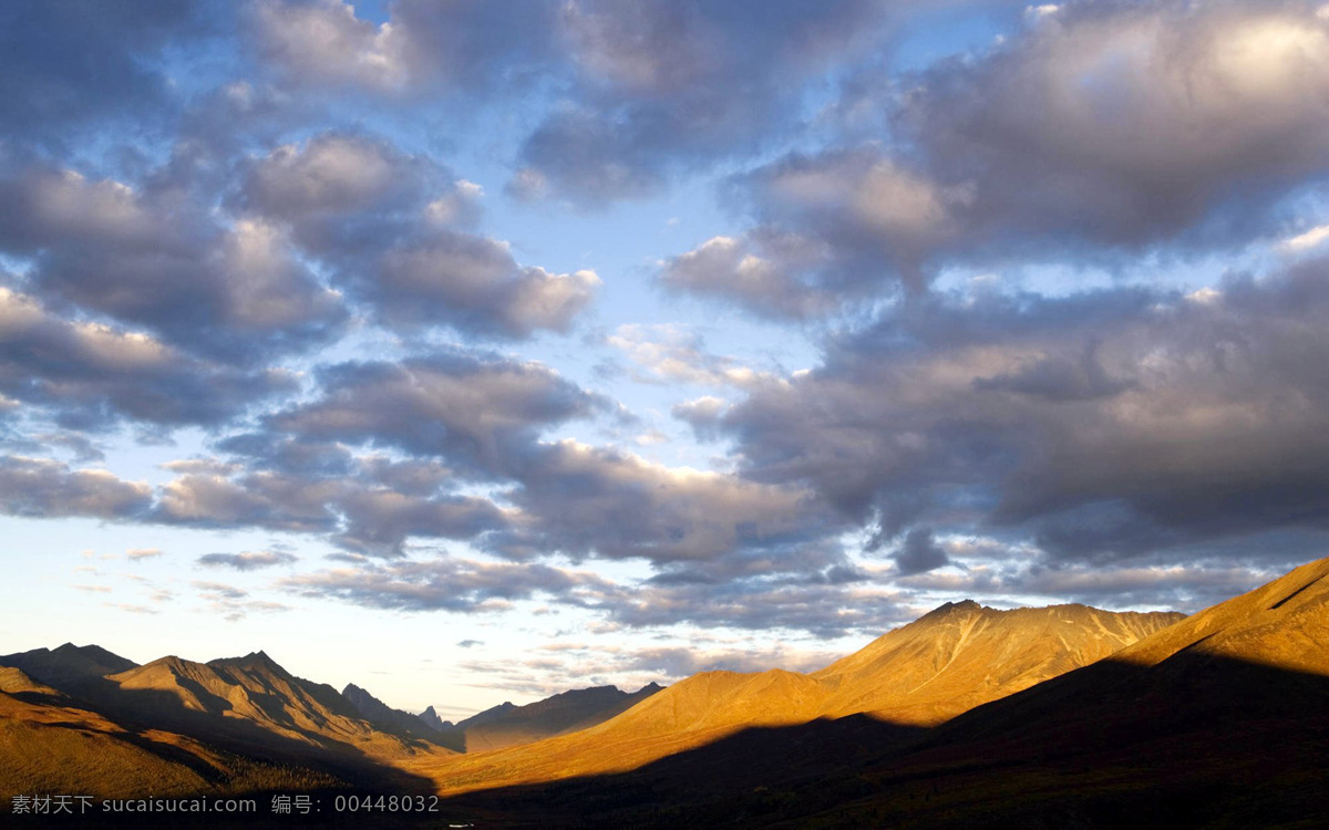 白云 背景 壁画 壁纸 插画 风景 黄昏 精美 蓝天白云山 蓝天 山 树林 阳光 日出 日落 晚霞 夕阳 雪景 自然 生态环境 唯美 炫 梦幻 桌面 群山 自然风景 自然景观 插画集