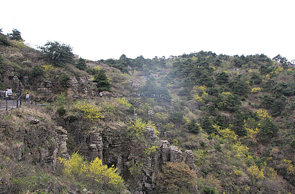 万仙山 新乡 辉县 太行山 悬崖 峭壁 郭亮 南太行 太行美景 太行山脉 太行远景 远山 盘山公路 自然景观 风景名胜 白色