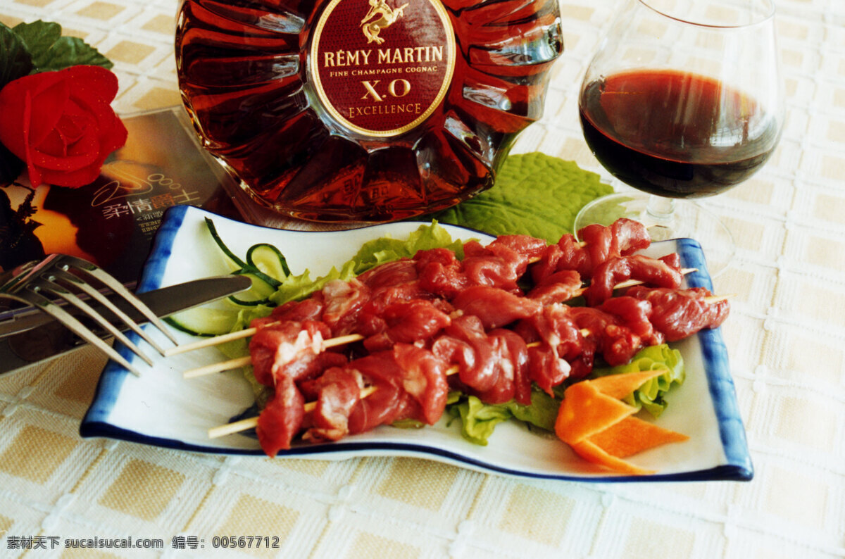西式 牛肉 串 高清晰 羊肉串 西餐 红酒 生肉 烧烤 铁板烧 美食 高清晰图片 餐饮美食 西餐美食 摄影图库