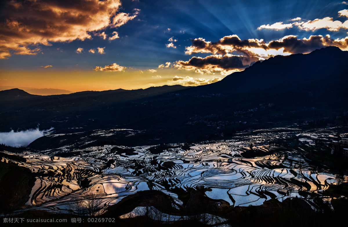 梯田风景 梯田 田园 风景 阳光 太阳 大山 山田 田间 稻谷 蓝天 白云 自然景观 田园风光