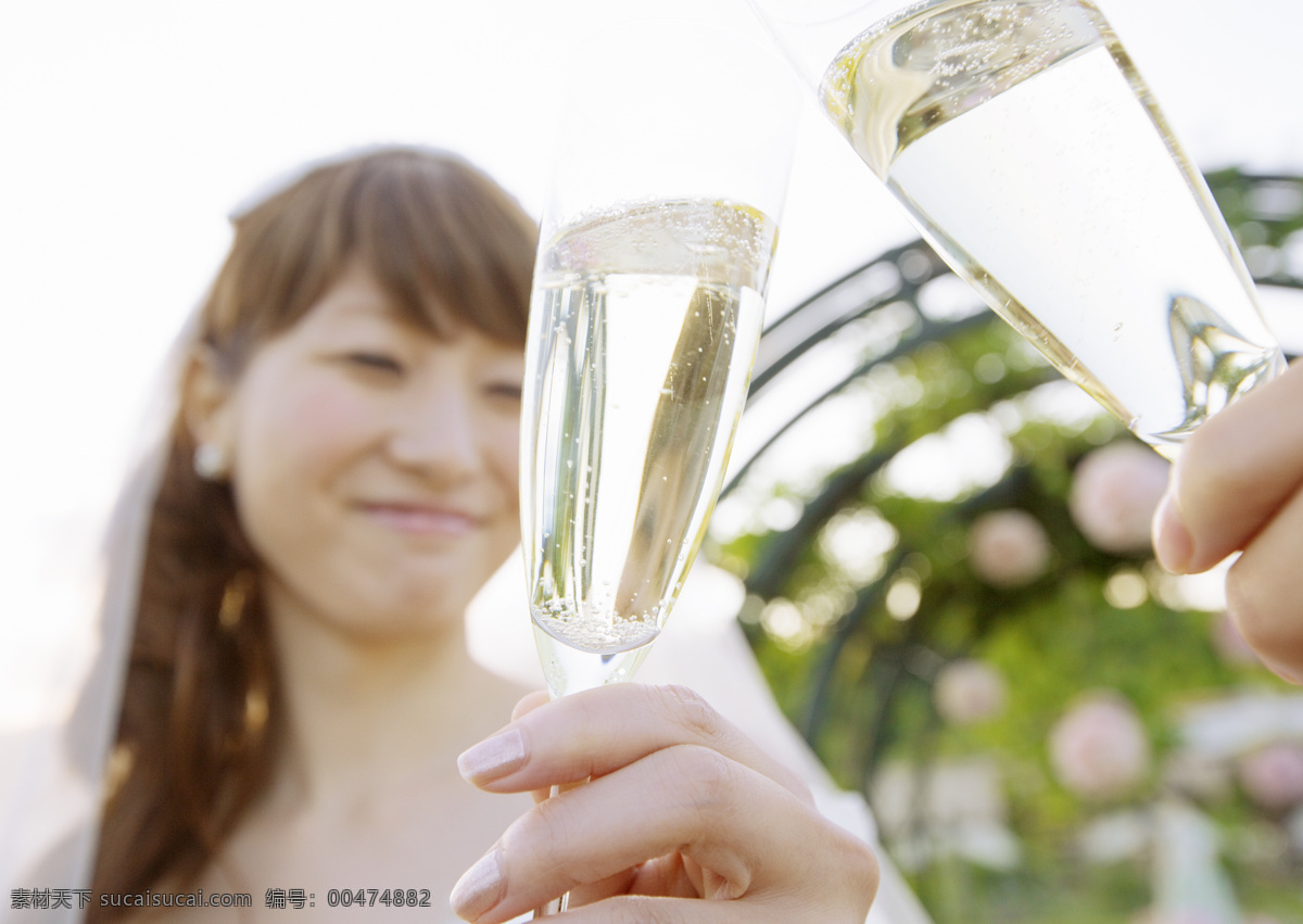 爱 爱情 白色 春天 高清图片 花朵 婚礼 婚礼素材 婚纱 婚纱摄影 色彩斑斓 新娘 新郎 甜蜜 婚姻 礼服 浪漫 结婚 绿色 婚纱照 情侣 幸福 陶醉 花园婚礼 现代经典 绿色婚礼 和谐绿意 情人节 节日素材 情人节七夕