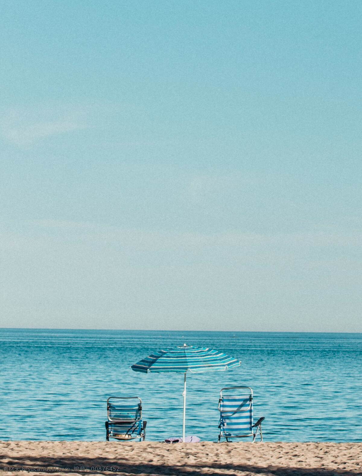 海洋 水 大海 天空 蓝色 遮阳伞 椅子 海边 地平线 海滩 背景 桌面壁纸 自然景观 自然风景