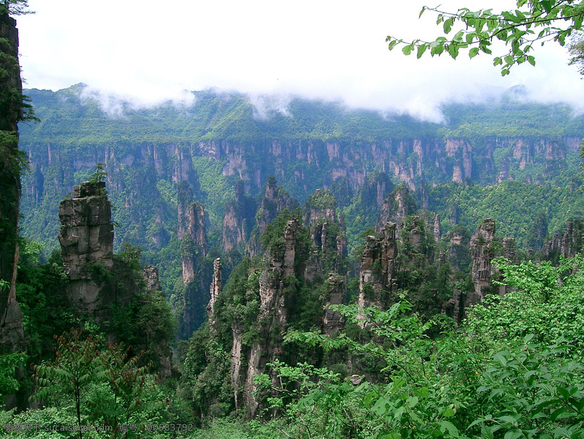 山石免费下载 绿色 绿树 青山 山谷 山石 山水风景 云海 谷底 自然景观 psd源文件
