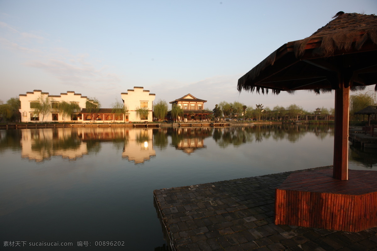 渔 庄 宾馆 风景画 河水 建筑摄影 建筑园林 凉亭 楼房 旅游照片 渔庄宾馆 家居装饰素材 山水风景画