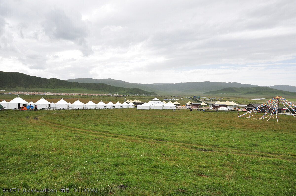 月亮湾露营地 蒙古包 月亮湾 红原 经幡 草原 露营 旅游摄影 自然风景