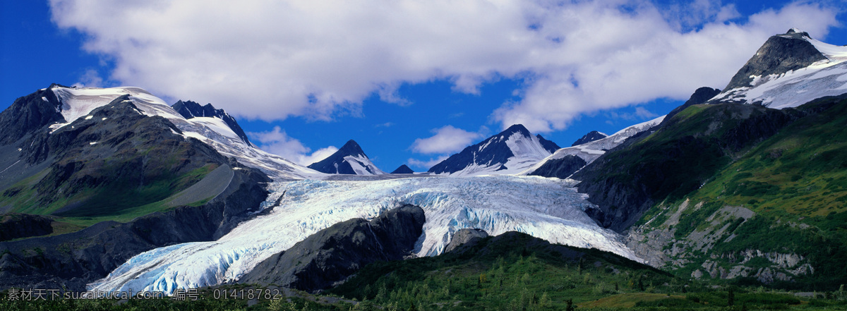 雪山 风景图片 白云 高山 高原 湖泊 湖水 花草 蓝天 绿地 树林 松树 雪景 雪山景色 自然景观 风景 生活 旅游餐饮