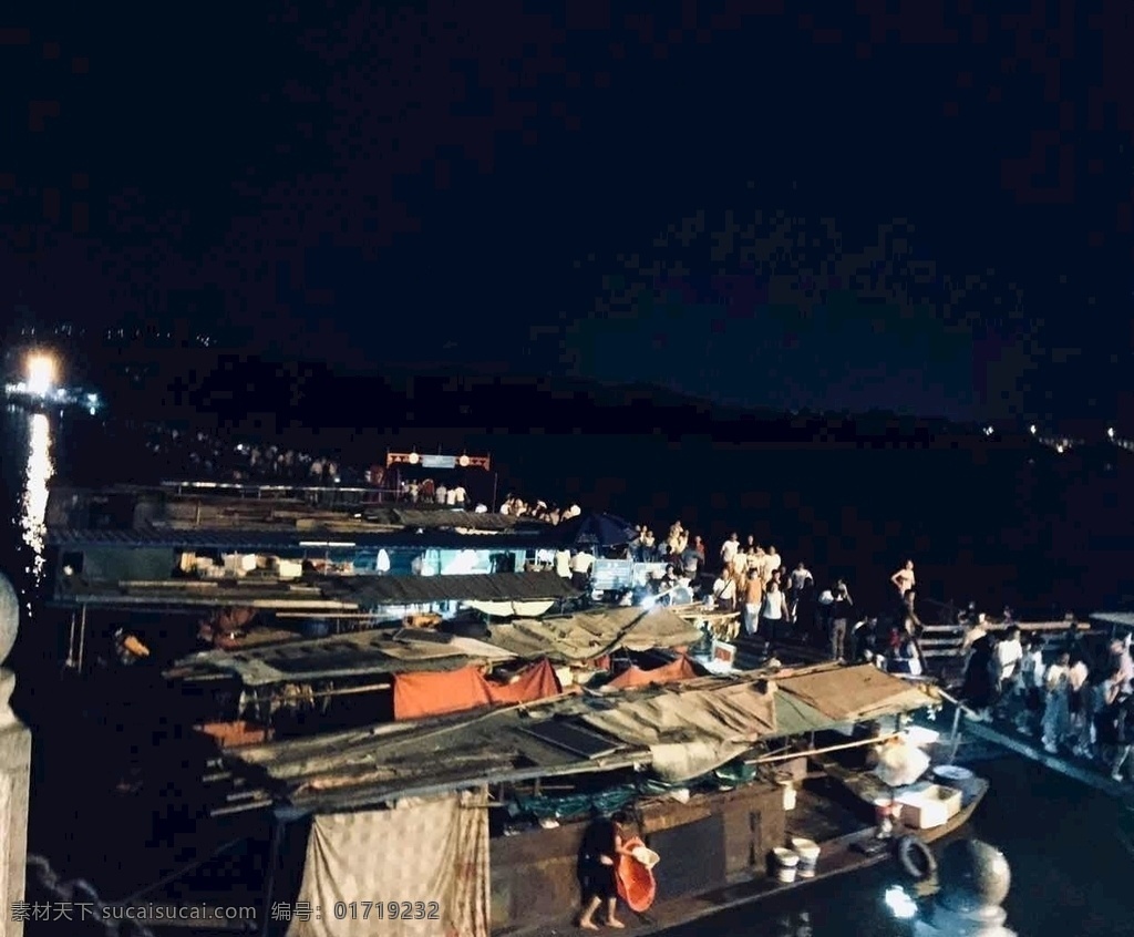 枫桥夜泊 赣州 小船 渔船 城市 古风 民国风 民风 旅游摄影 国内旅游