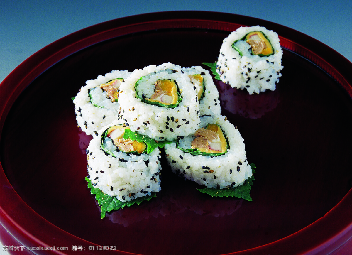 糯米 紫菜 寿司 卷 食物 熟食 精致 可口 美味 紫菜包饭 韩式料理 传统美食 餐饮美食 美食摄影 美食图库 韩餐 美食 高档料理 西餐 主食 食品 菜色 西餐美食 西兰花 外国美食
