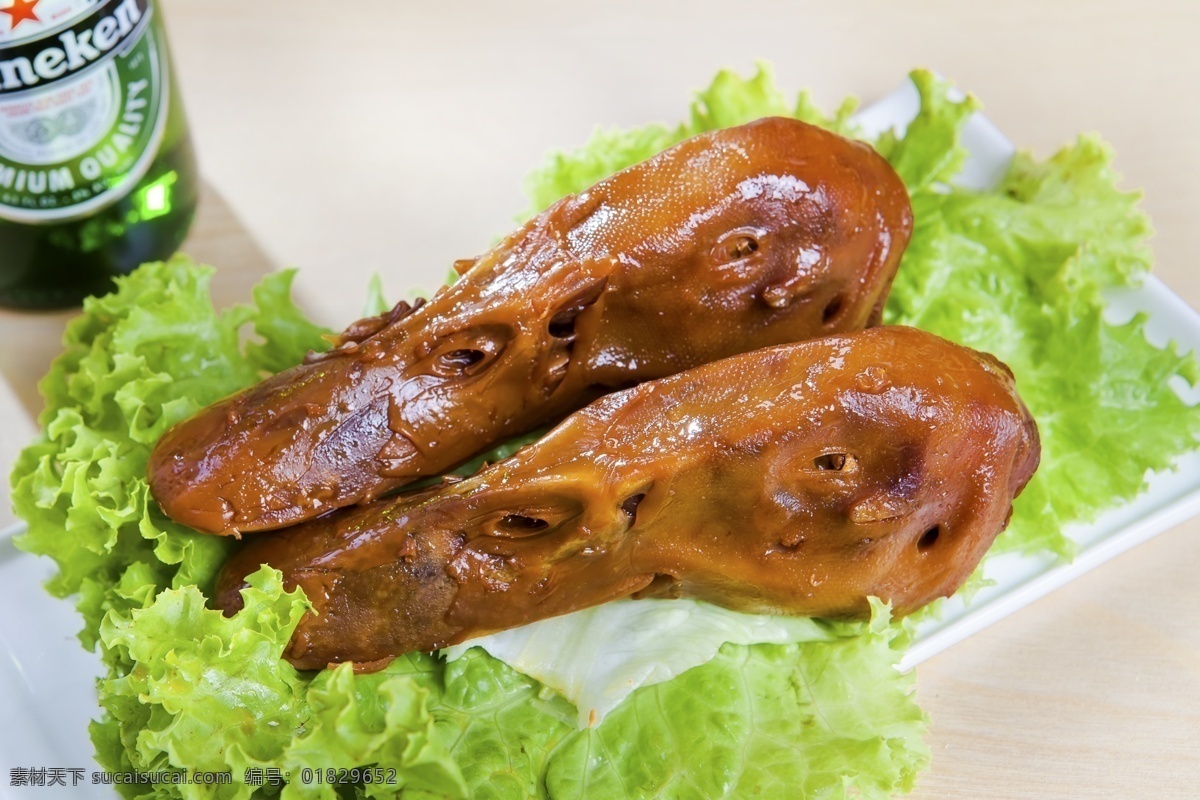 菜 美食 艺术 蔬菜 荤菜 骨架 鸡翅 鸭翅 鸭掌 鸭肫 鸭头 脖子 鸭舌 餐饮美食 传统美食