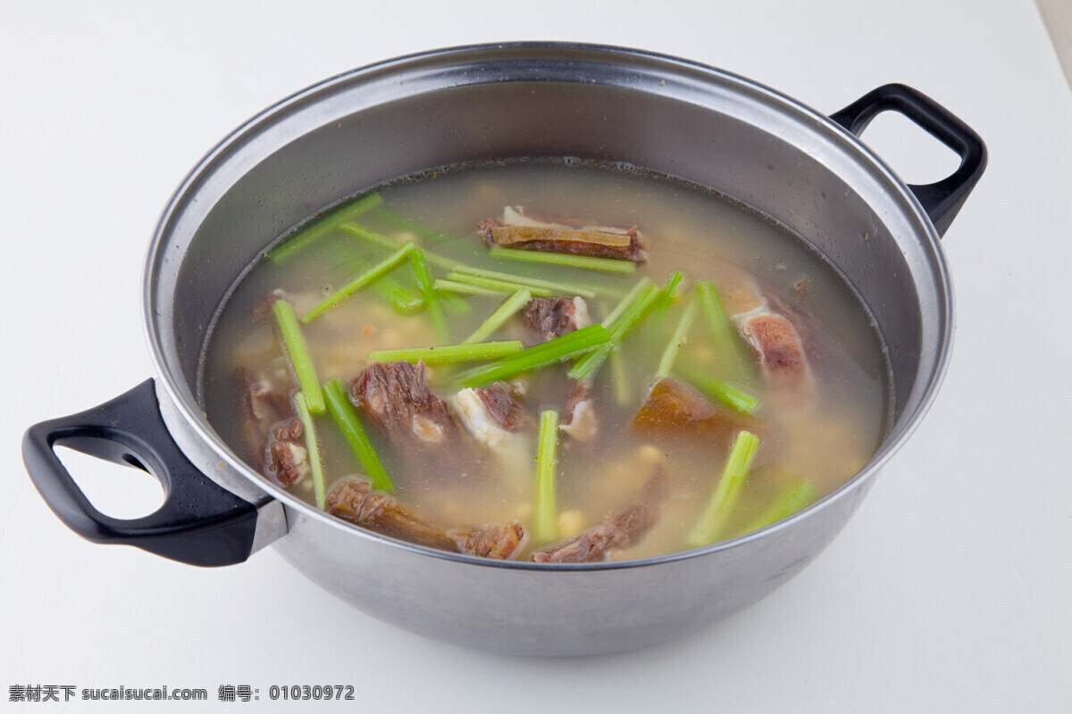 牛尾锅 火锅 火锅底 汤底 牛尾 传统美食 餐饮美食