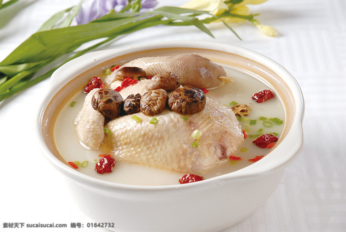 小花菇母鸡汤 美食 传统美食 餐饮美食 高清菜谱用图