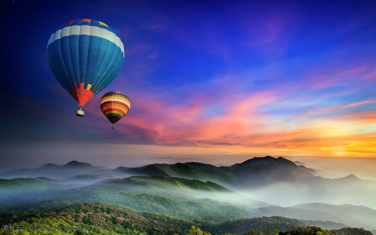 热气球 群山 雾霭 黄昏 蓝天 火烧云 风景 旅游摄影 国外旅游