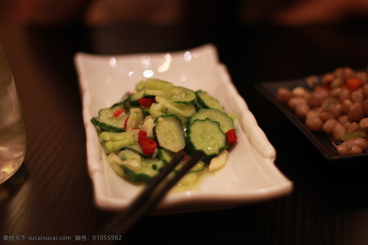 凉拌 黄瓜 菜谱 餐饮美食 传统美食 风味 蔬菜 凉拌黄瓜 青瓜 小碟 风景 生活 旅游餐饮