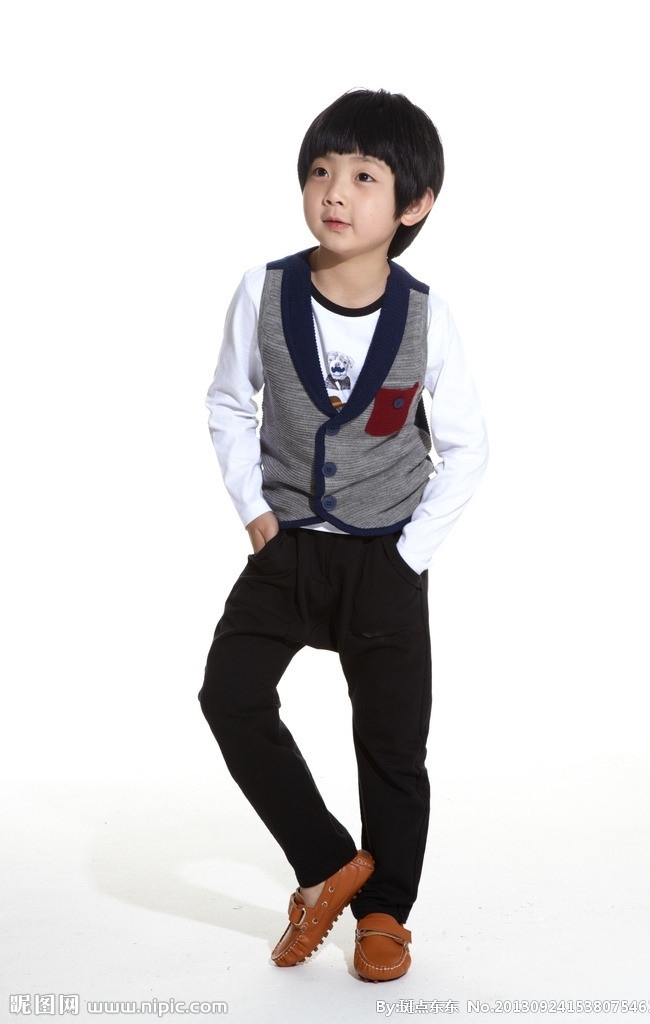 儿童模特 模特 童装模特 小男孩 童装 儿童写真 笑脸 秋装 儿童幼儿 人物图库