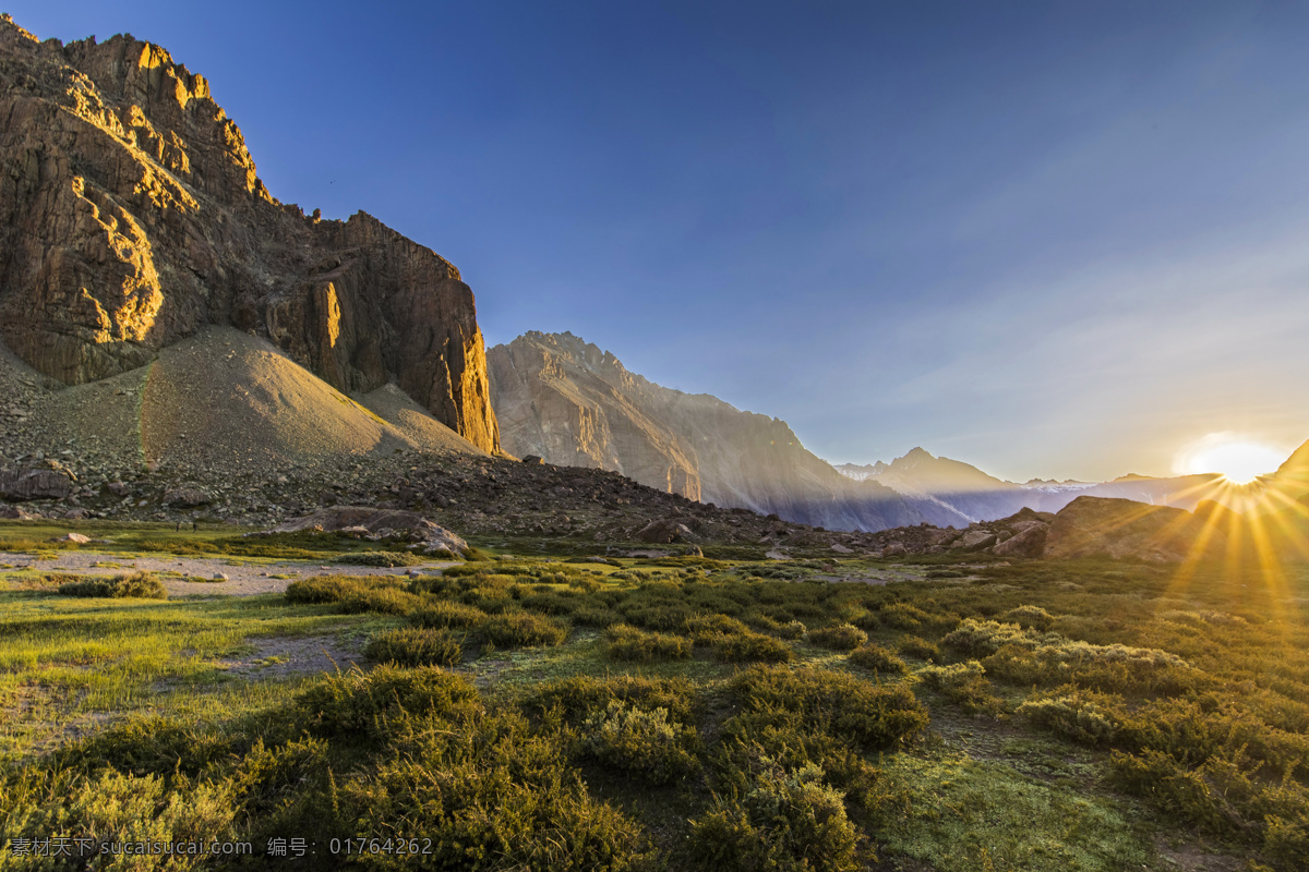 智利 日出 日落 阿尔卑斯山 草地 草原 山谷 阳光 太阳 天空 大自然 自然风景 自然风光 国外旅游 旅游摄影 自然景观