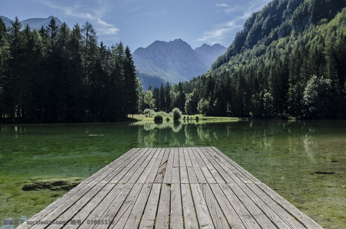 美丽 仙境 湖 山水 森林 水 清澈 自然景观 山水风景