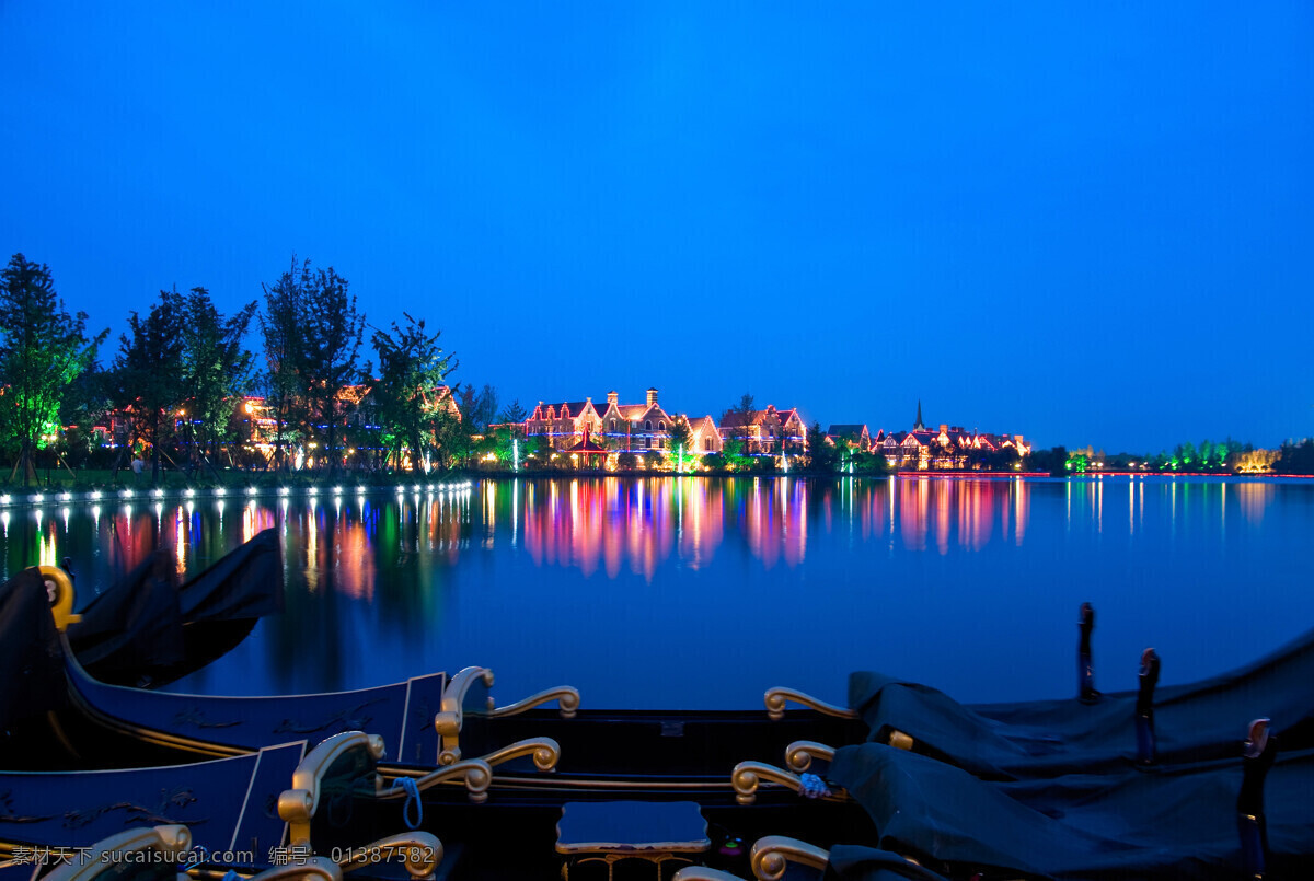 成都 船 湖 建筑园林 欧式风格 夜景 园林建筑 南湖 度假区 欧式 风情 街 欧式风情街 刚朵拉 璀璨灯光 装饰素材