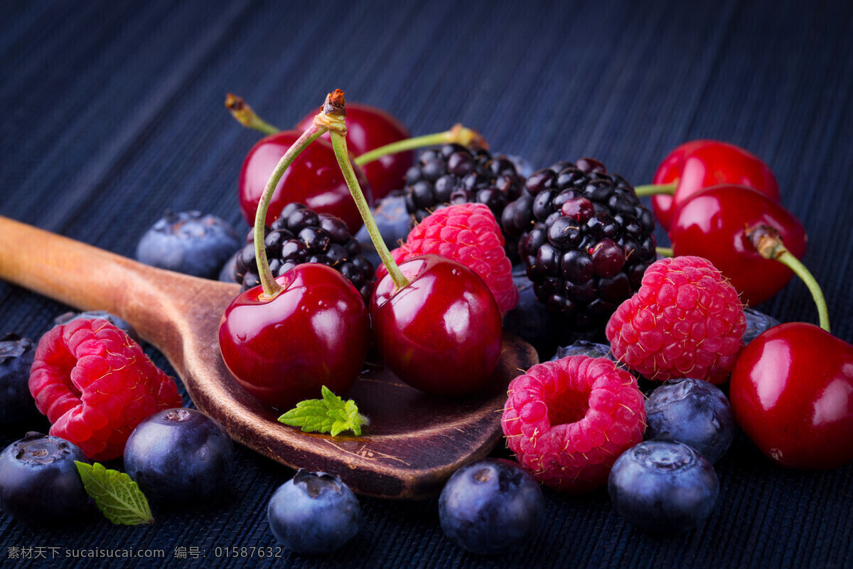 新鲜 水果 树莓 蓝莓 新鲜水果 水果摄影 果实 水果蔬菜 餐饮美食 水果图片