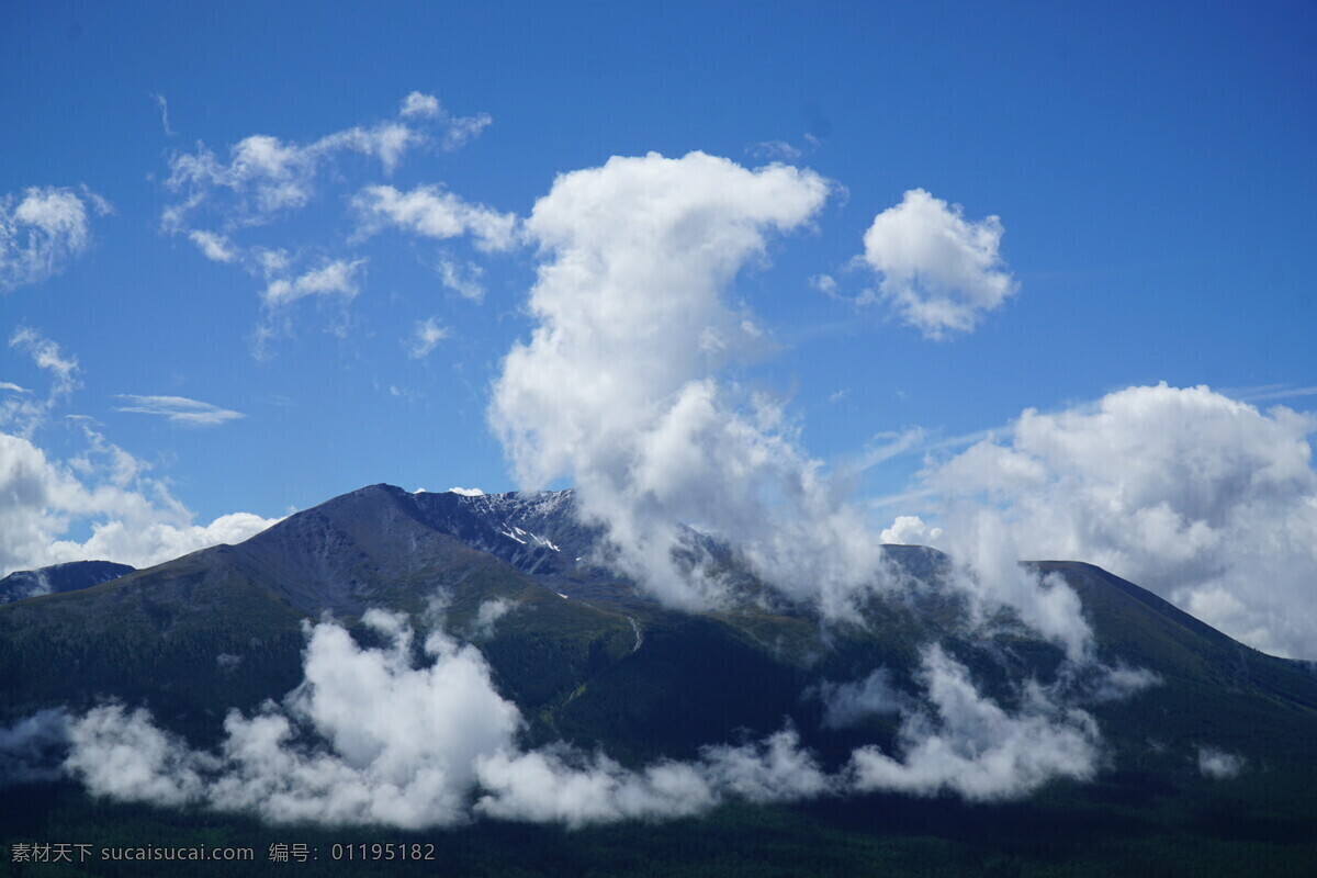 新疆 大山 云雾 缭绕 自然 清新 高清 视频 秀丽 山云 实拍