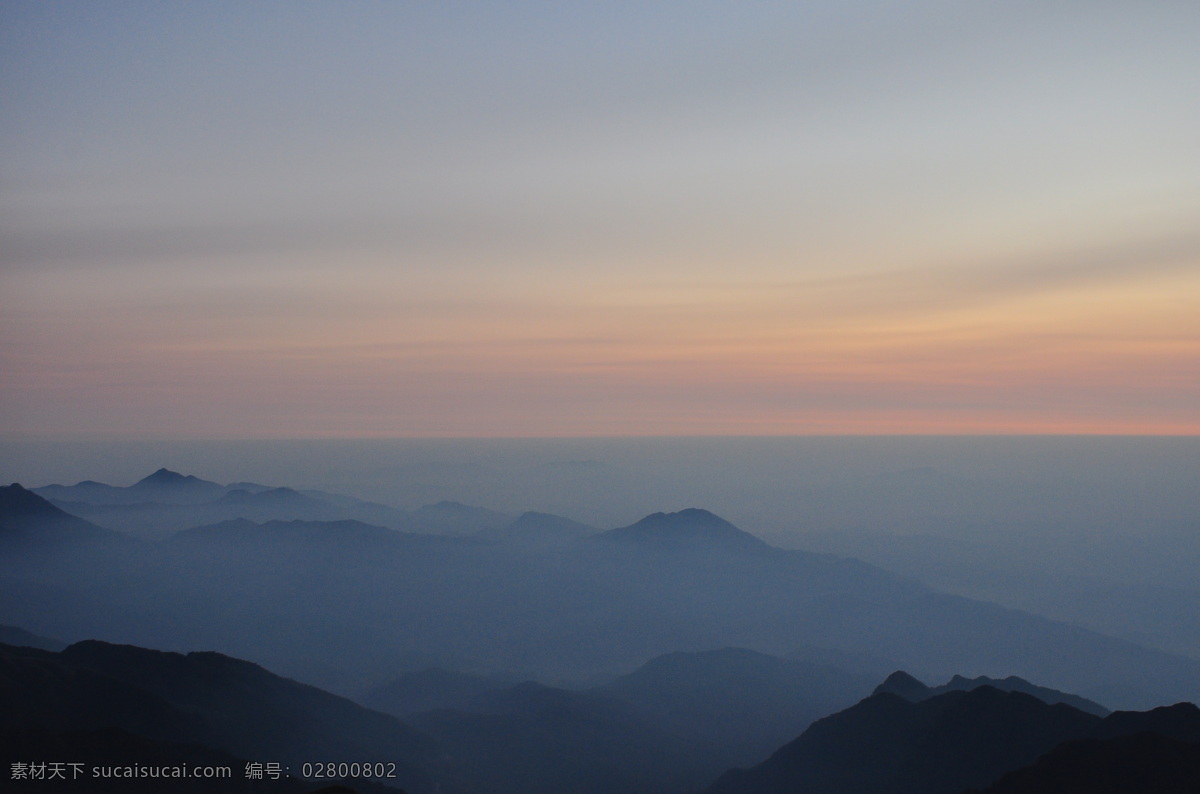 萍乡 武功山 武功 山 风光 山顶 晴空 烟雨武功山 魅力武功山 唯美 风景 高山草原 草原 绿地 草甸 蓝天 白云 江西武功山 旅游摄影 国内旅游 灰色