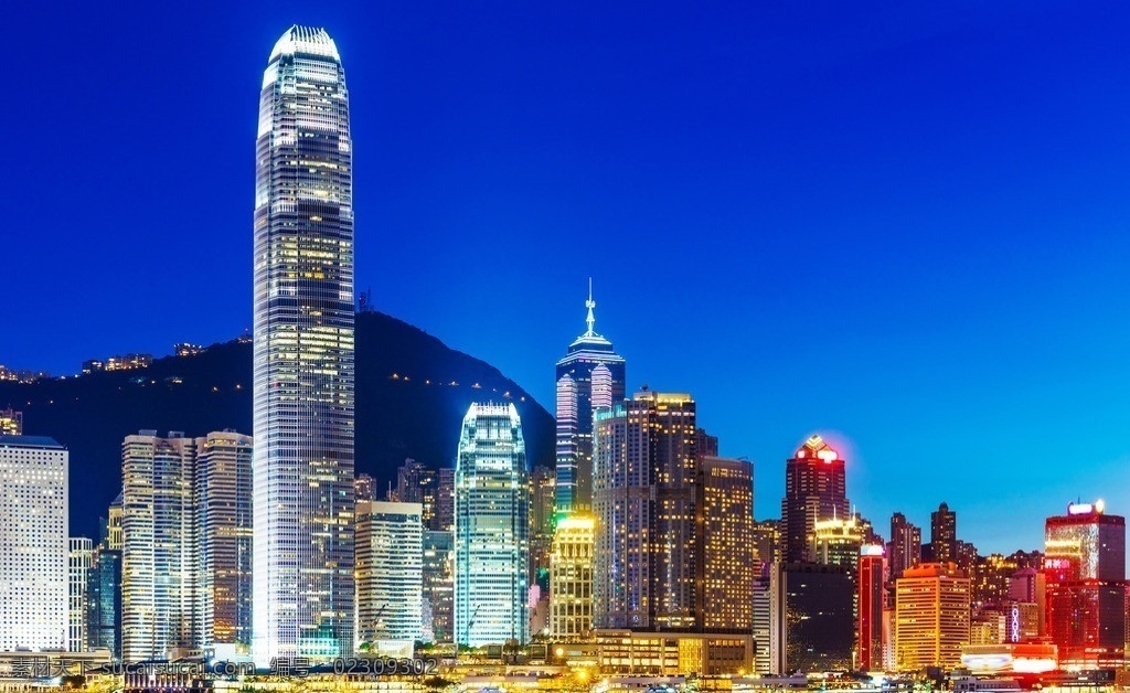 城市夜景 城市 夜景 香港夜景 房地产 都市 高楼 大厦 摩天楼 壮观 全景 建筑 灯光 高清 精美 大图 世界 著名 标志性 风光摄影 建筑摄影 建筑园林 上海风景 香港 风景名胜 城市高清图片
