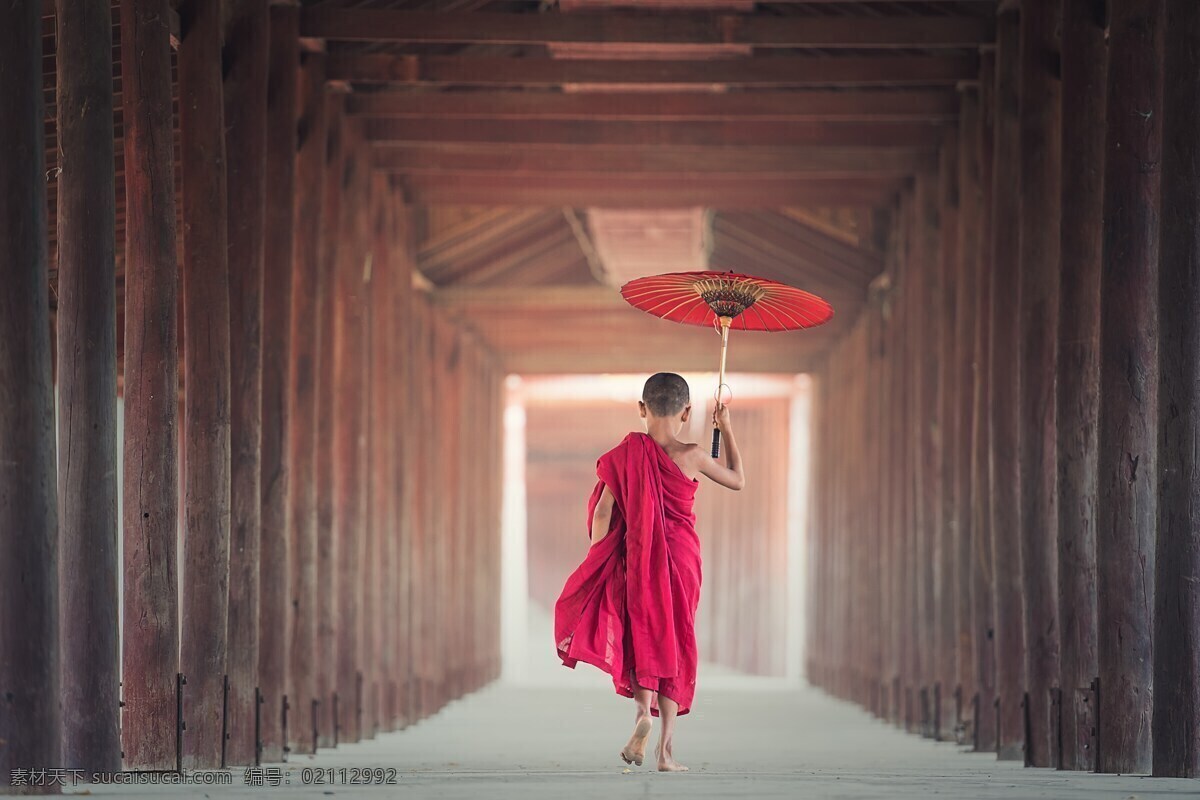 佛性 寺庙 佛 红色 油纸伞 空 悠远 轮回 执念 背影 和尚 文化艺术 传统文化