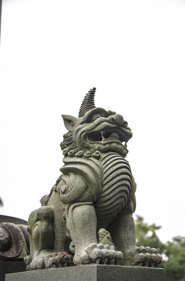 石狮子图片 门口石像 石狮子 麒麟 中国元素 建筑物 文物 吉祥物 雕像 雕塑 复古门 文笔峰 海南 海口 海南旅游 海南风光 文化艺术 传统文化
