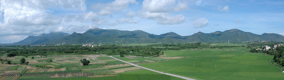 龙 高山 田园风光 广东 阳江 龙高山 风景 青山 田园 蓝天 白云 山峦 建筑 楼房 田地 自然景观