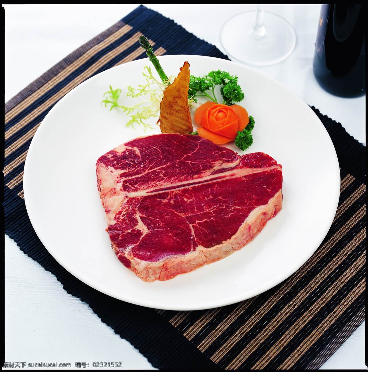 t骨牛排 牛排 t骨 生牛排 安格斯 牛肉 食物原料 餐饮美食