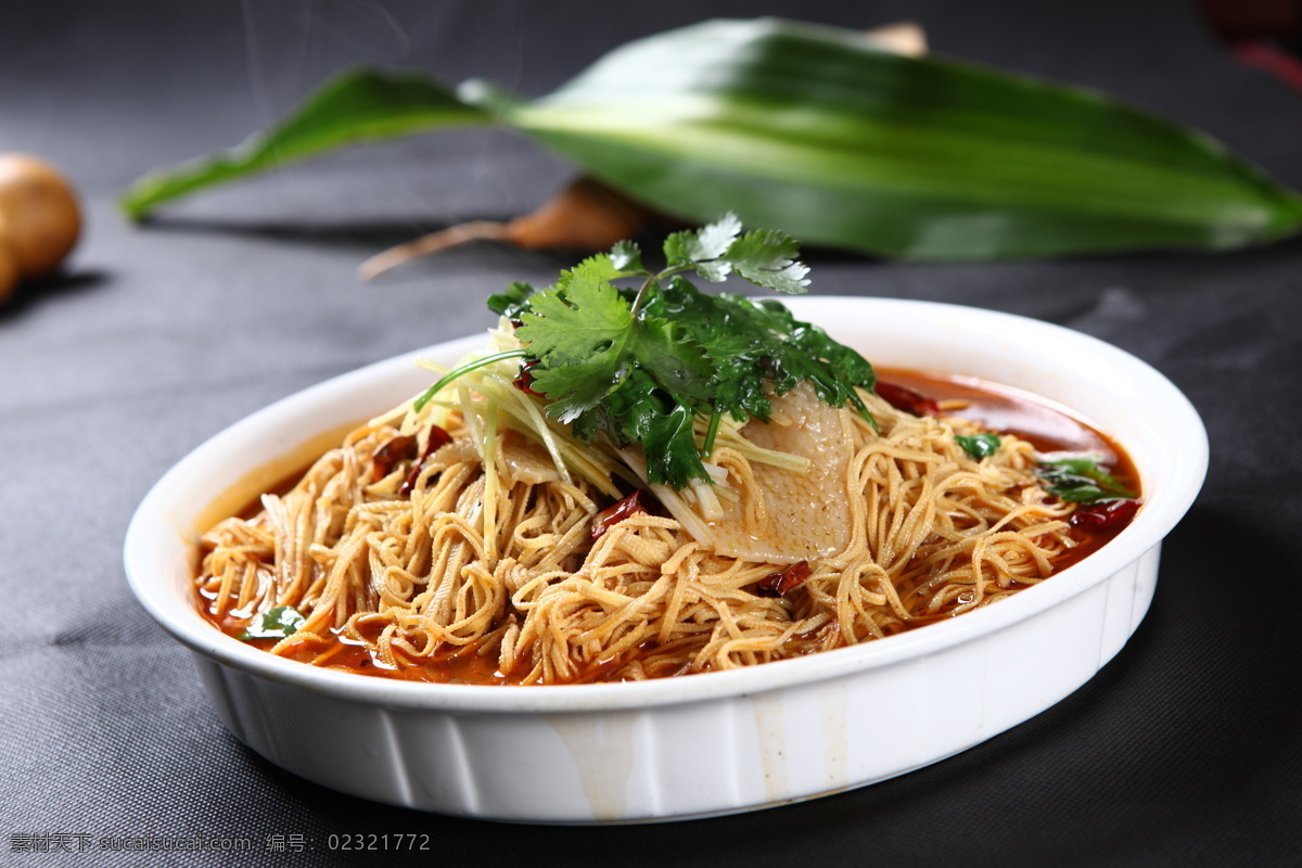 水煮干豆腐丝 湘菜 菜品 川菜 传统美食 美食佳肴 飘香可口美味 餐饮美食