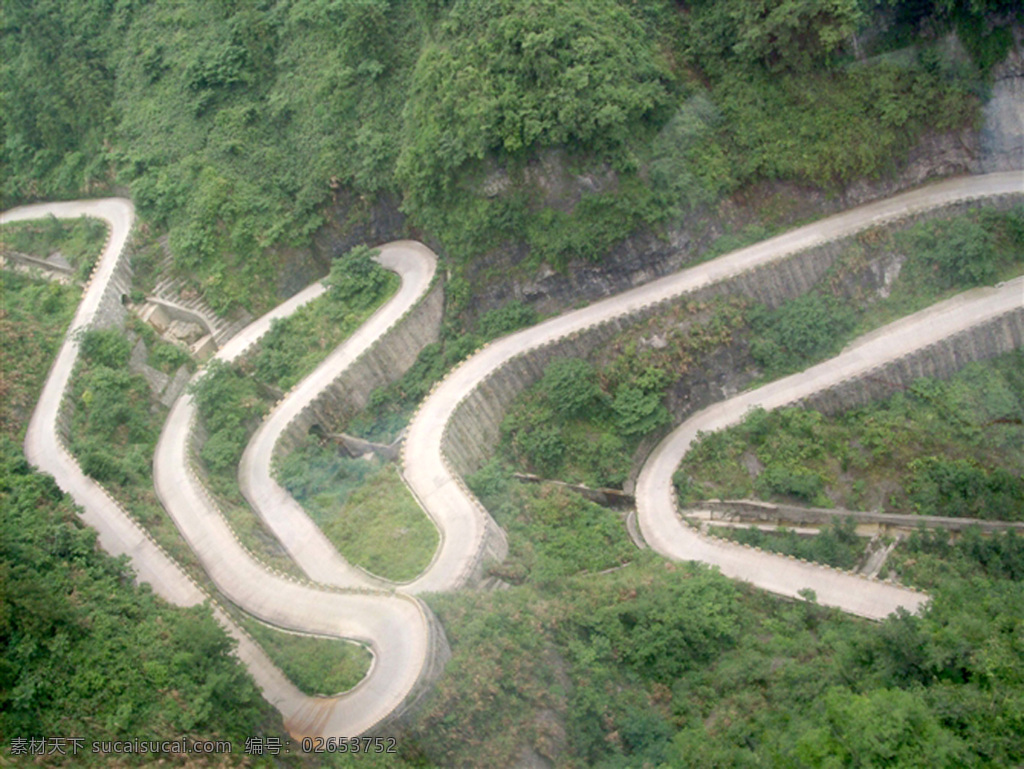 天上人间 天门山 山路 弯曲的路 青山 自然景观 田园风光 大自然 摄影图库